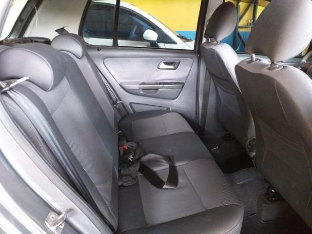 VOLKSWAGEN FOX 2011/2012 1.6 MI 8V FLEX 4P MANUAL - Foto 8
