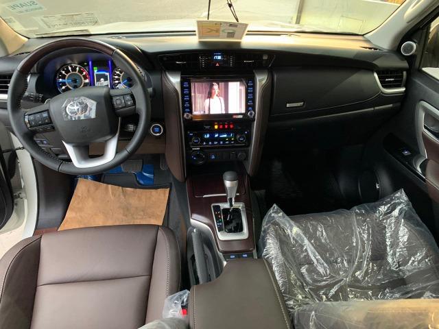 Hilux SW4 SRX 7 Lugares Branca Perola 2020 0KM - Foto 10