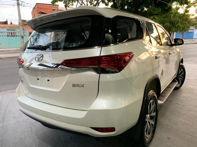 Hilux SW4 SRX 7 Lugares Branca Perola 2020 0KM - Foto 7
