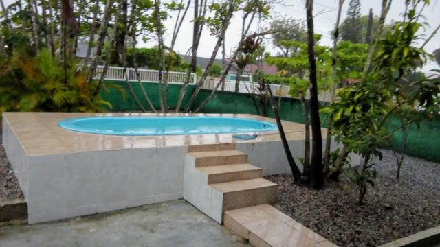 Alugo Casa Balneário Praia de Leste, há 450 metros da praia, - Foto 13