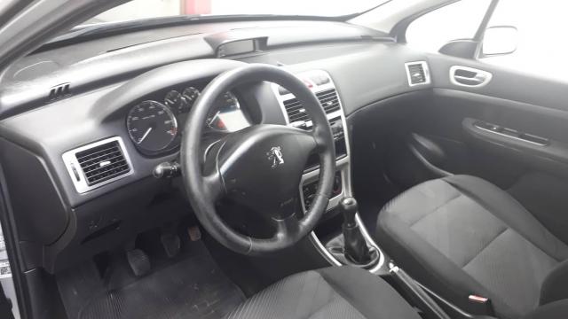 PEUGEOT 307 2007/2008 1.6 PRESENCE SEDAN 16V FLEX 4P MANUAL - Foto 7