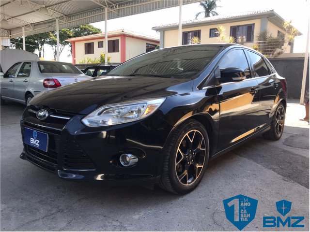 Ford Focus Sedan 2.0 Titanium