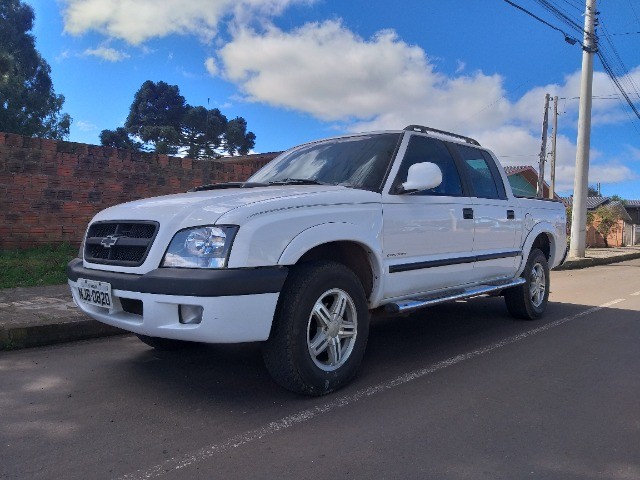 S10 EXECUTIVE DIESEL 4X2 BRANCA