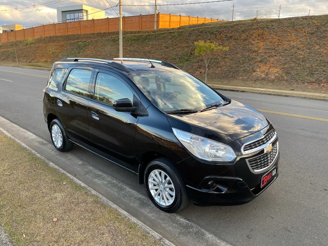 CHEVROLET SPIN LT 2015 AUTOMÁTICA