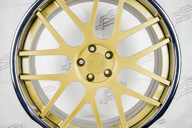 Rodas GFG Grest Dourada 5x112 -22x9 e 22x11 aro 22 duas talas  - Foto 4