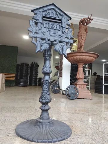 Caixa de correio em ferro fundido
