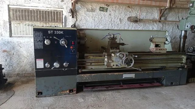 Torno mecânico Stamac, Modelo:ST330K, 660 x 2200 mm entre pontas-Usado