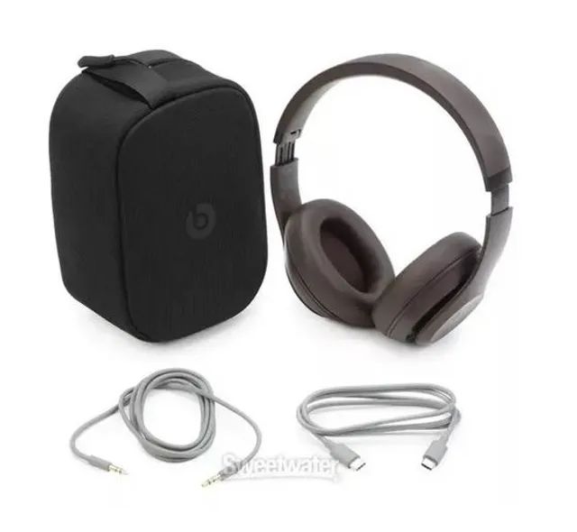 Beats Studio Pro Auriculares Sem Fios Bluetooth com Cancelamento de Ruído -  Apple e Android