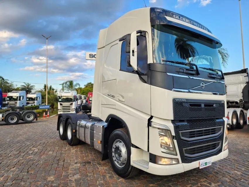 VOLVO FH540 6X4 GLOBETROTTER - ÚNICO DONO, CABINE TETO ALTO MANUTENÇÕES REALIZADAS NA C - Foto 7