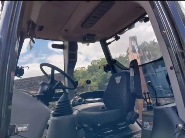 Retroescavadeira Case 580n 4x4 Ano 2021 - Foto 6