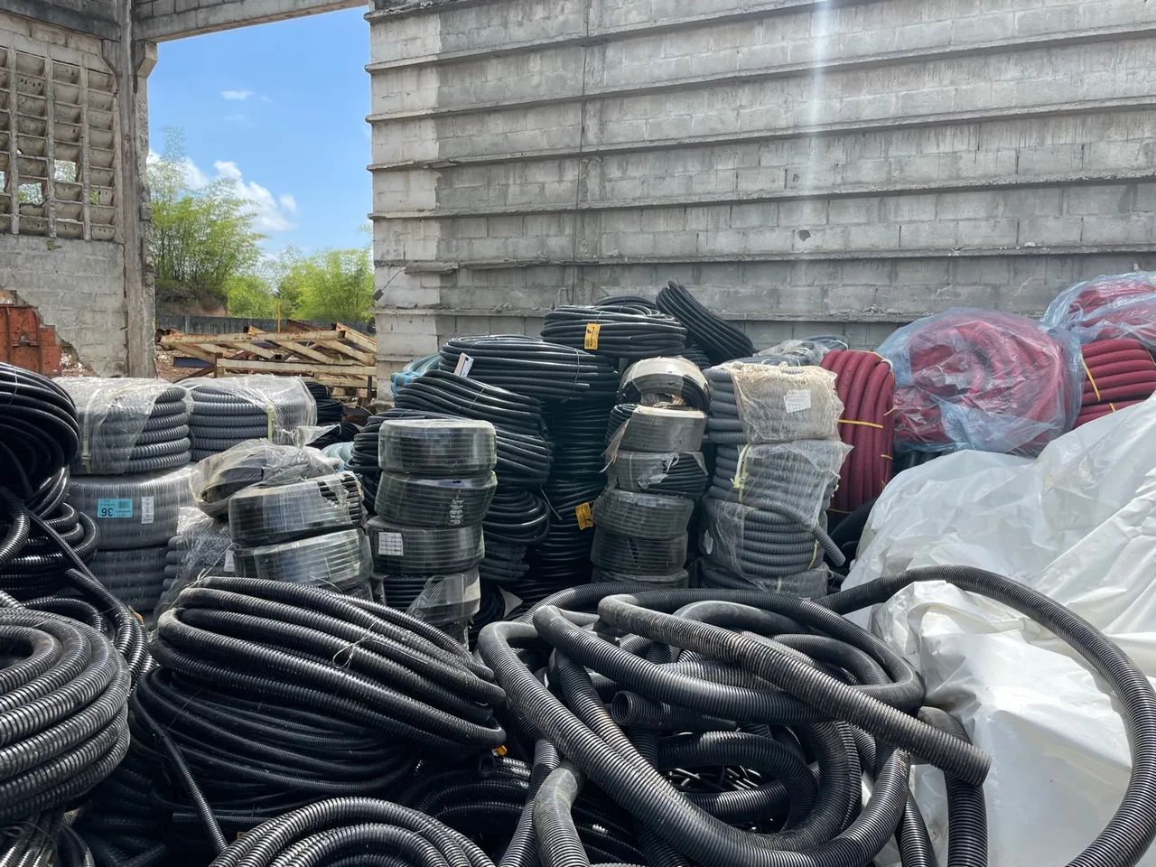 MANGUEIRAS pead/conduites R$20 o kg - Foto 5