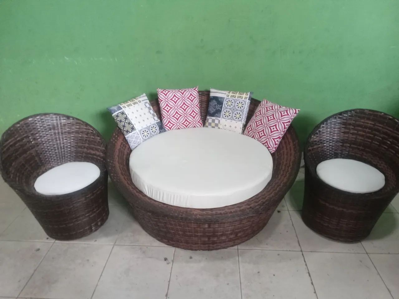 Conjunto de Sofá e Poltronas em Vime - Foto 2