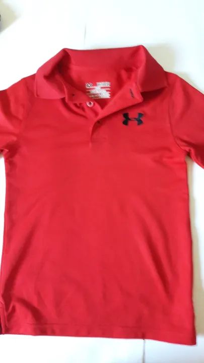 Camisa Infantil Polo Marca Under Armour - para 4/5 anos - Vermelha - semi nova - ótima