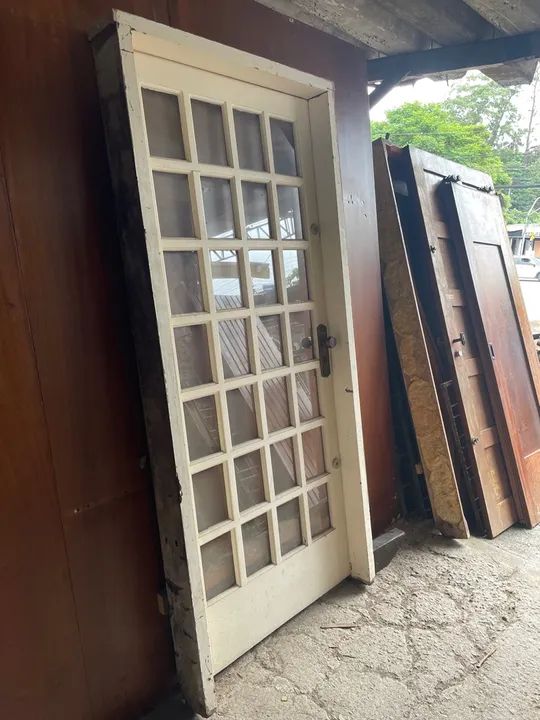 Porta de Madeira Maciça Com Vidro Completa - 1,00 x 2,17m - Foto 5