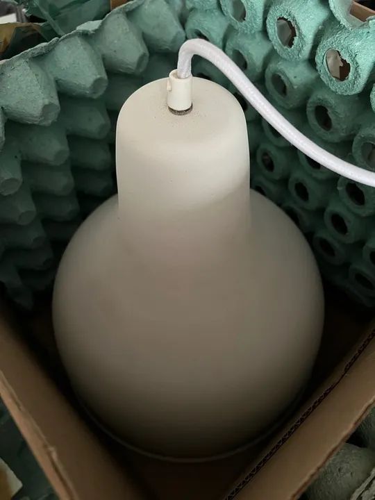 Luminárias 4, 1 de sala de jantar, 1 de escritório, 2 de quarto/banheiro/corredor/etc? - Foto 2