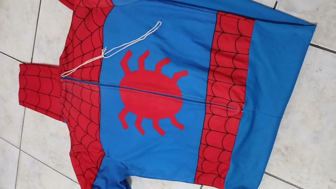 Fantasia Homem aranha clássica G - Foto 4