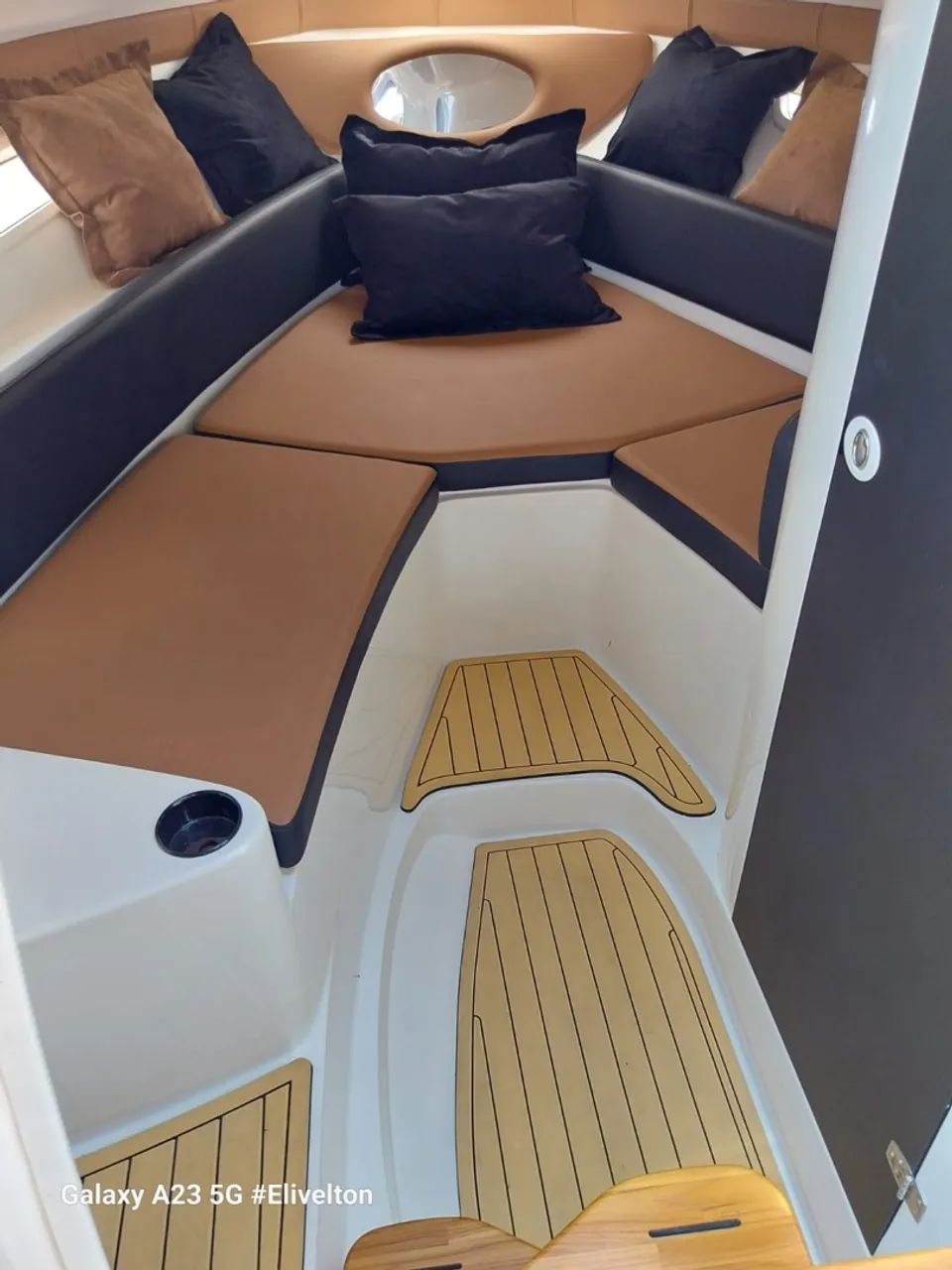 Lancha Triton 300 Sport - 30 pés  - Foto 7