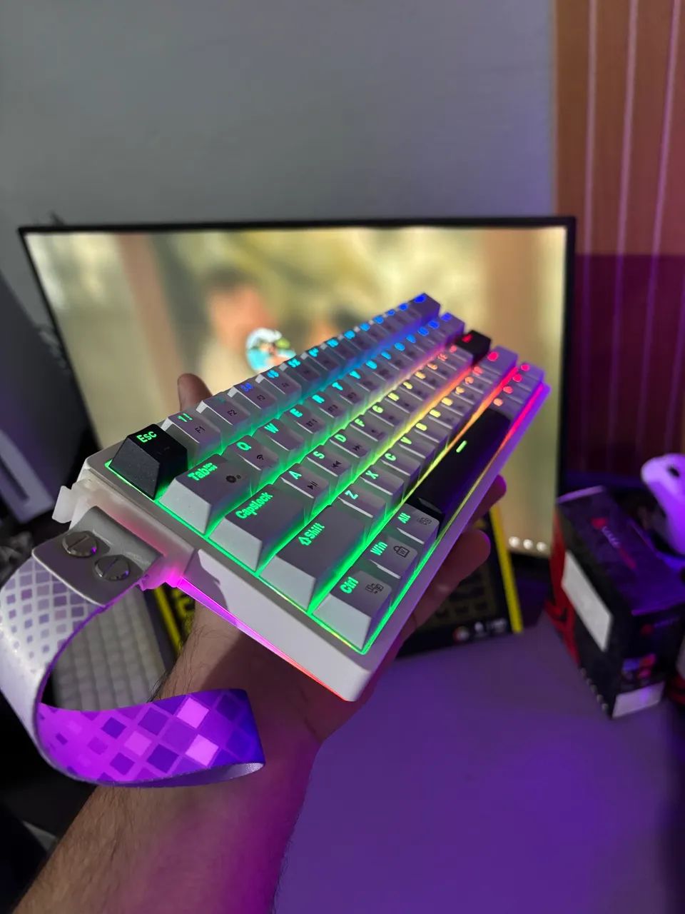 Teclado gamer sem fio SOLAKAKA64341172291713123