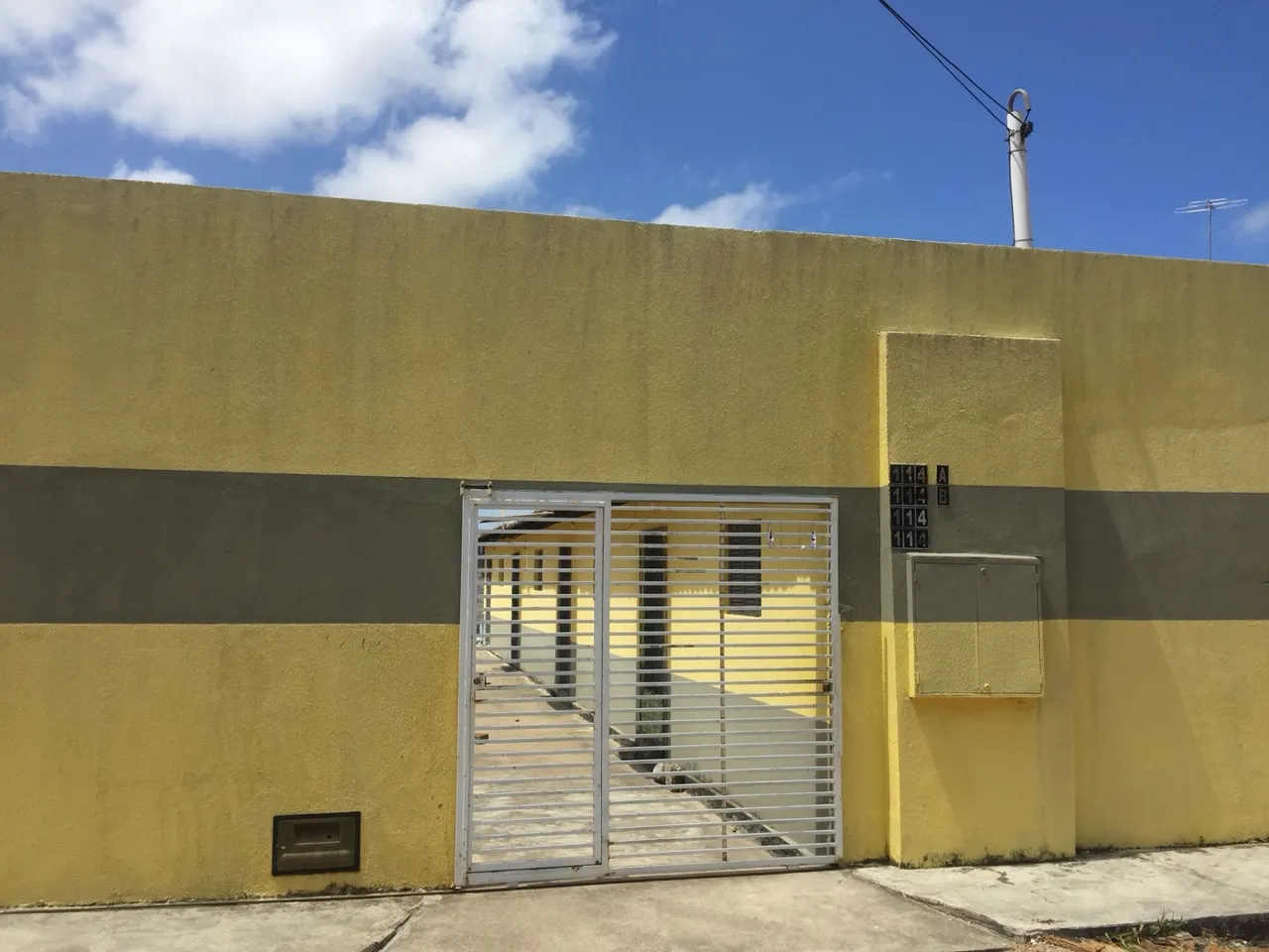 VENDE-SE IMÓVEL KITNETS