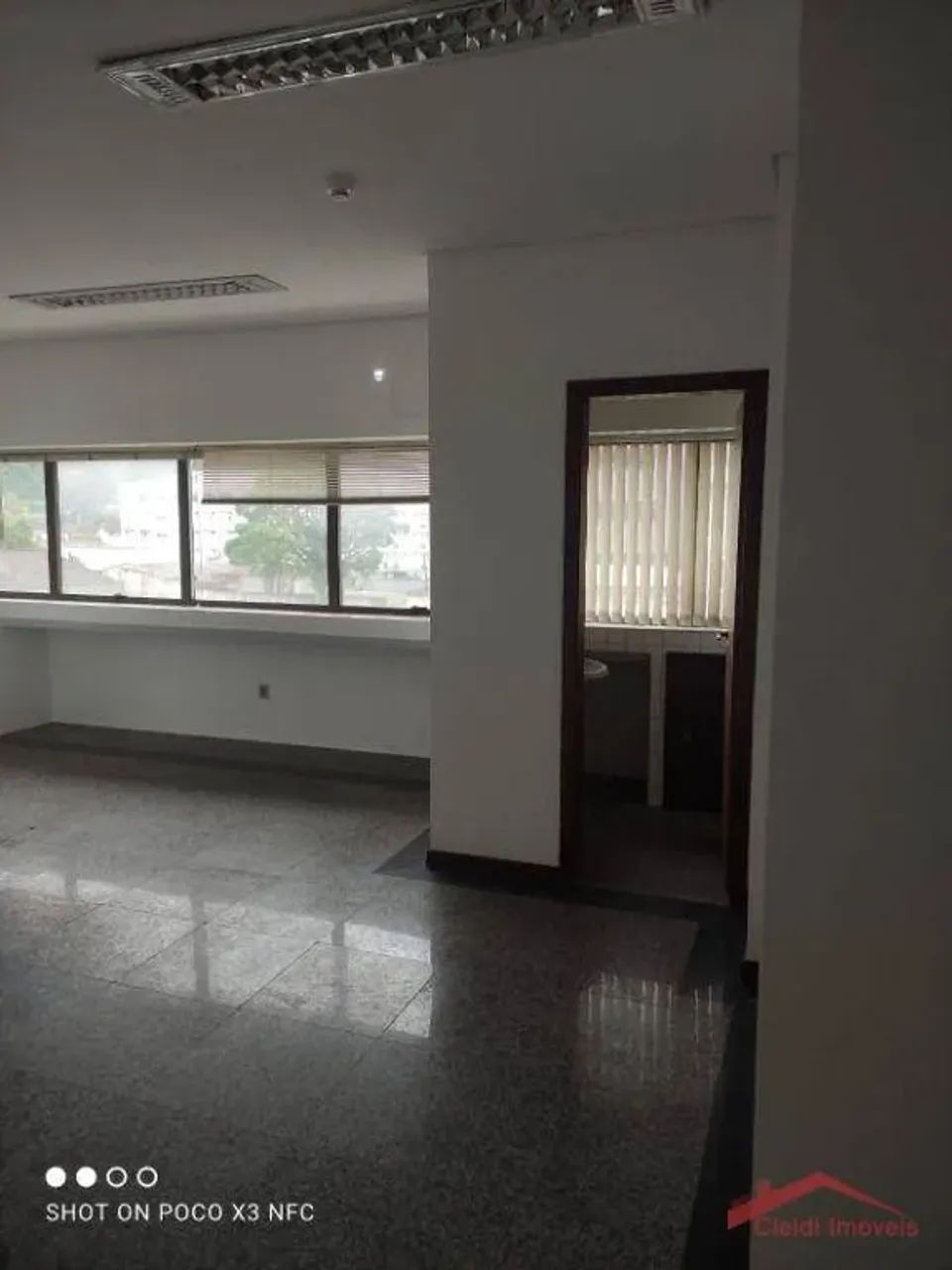 Sala, 32 m² - venda por R$ 170.000,00 ou aluguel por R$ 1.590,00/mês - Centro - Joinville/ - Foto 4