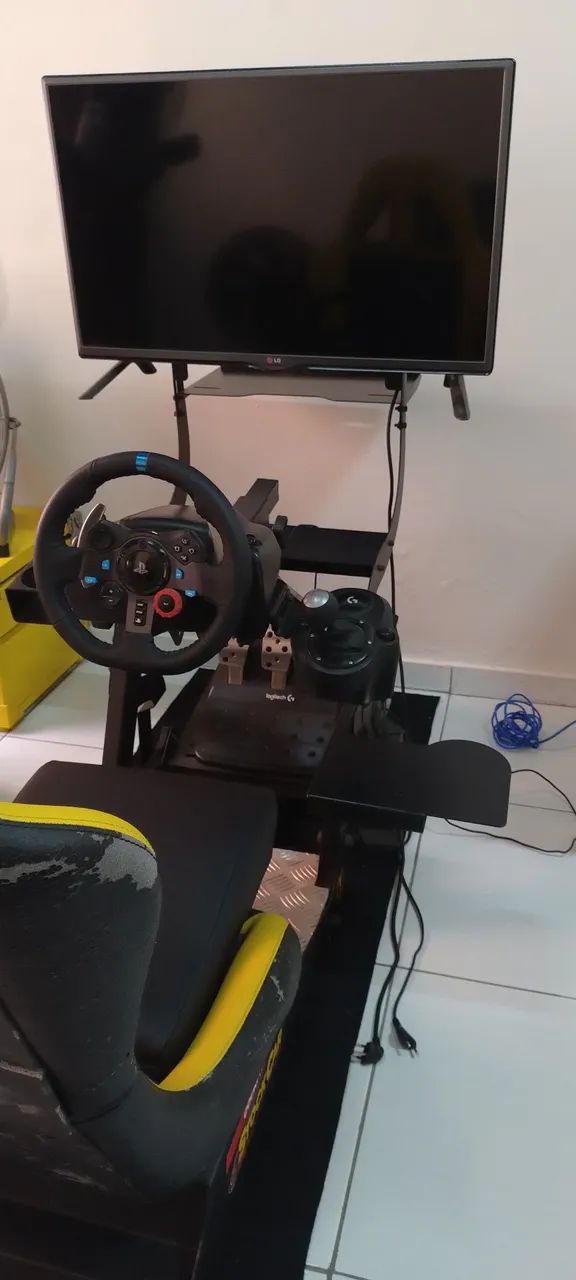 Cockpit Extreme Racing Stock Car com kit volante e câmbio Logitech G29 e TV LG 32"