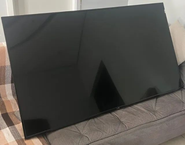 Selling TV with screen defect64318191908098120