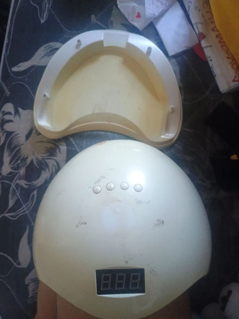 Vendo máquina de fazer unha em gel por 200