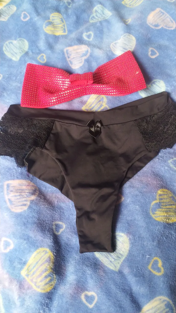 Conjunto de lingerie sensual com laço