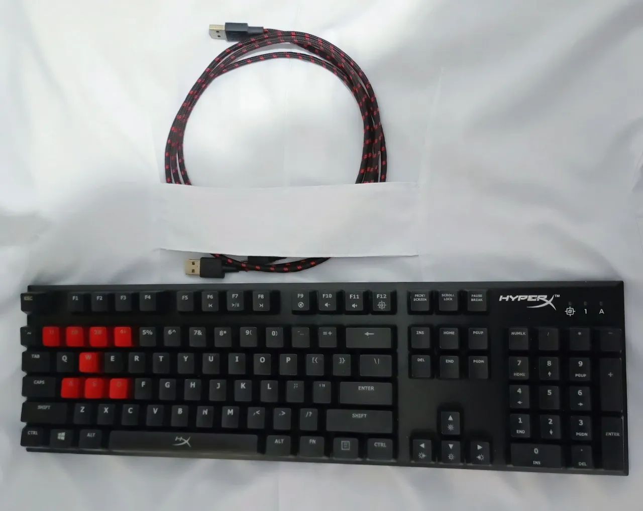 Teclado Gamer HiperX Alloy c/ LED