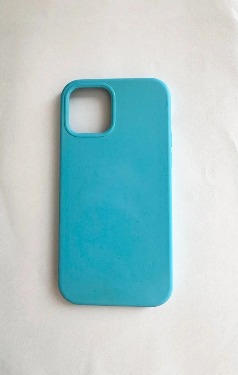 Capa de Celular na cor azul - para o Iphone 12 pro