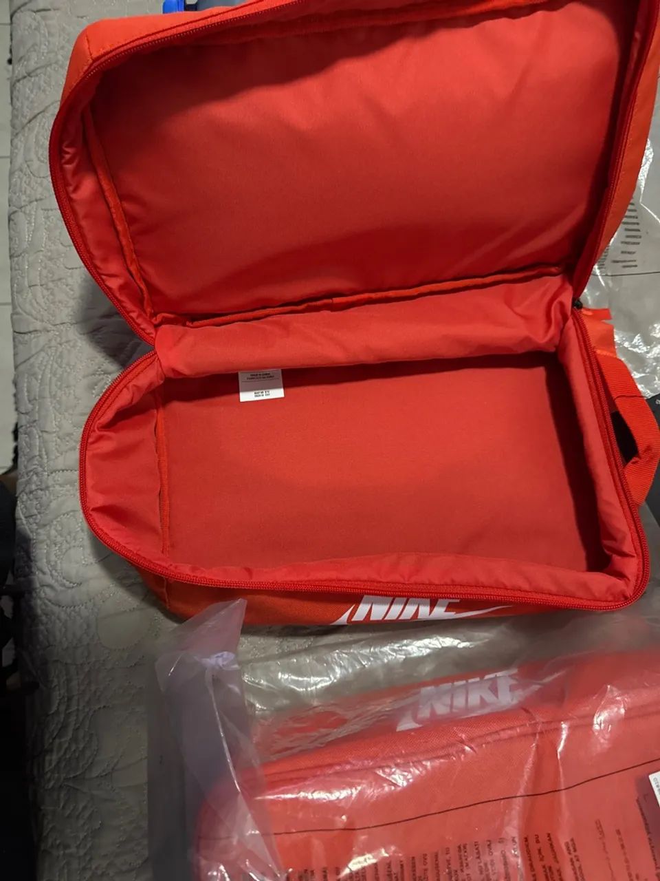 Bolsa Nike Laranja Original porta tênis/objetos - Foto 4