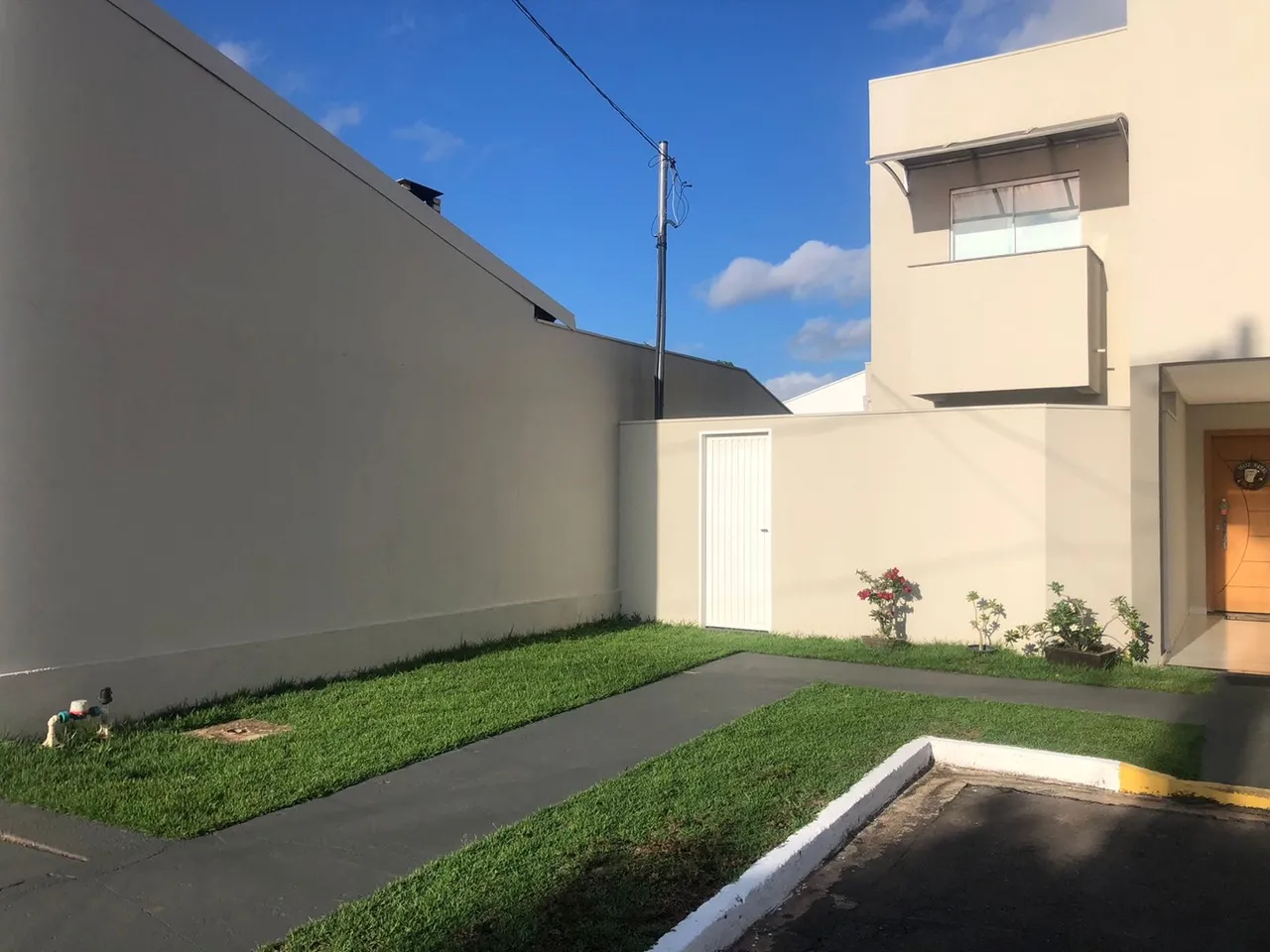 Casa sobrado para aluguel