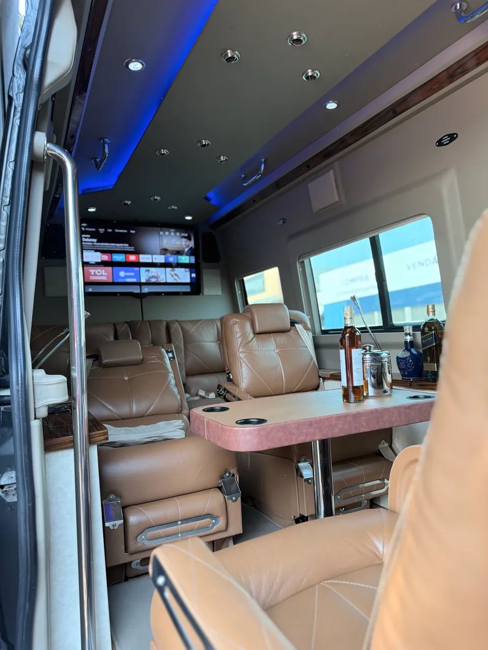 ALUGUEL DE VAN EXECUTIVA  - Foto 3