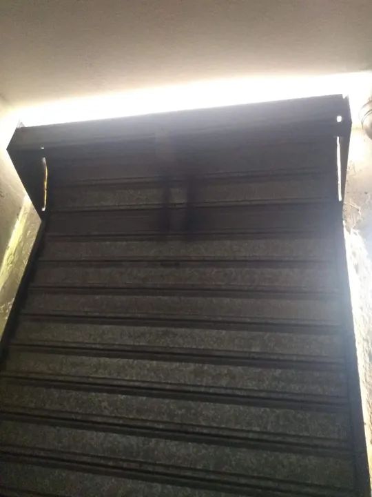 Porta de aço de enrolar - Foto 2