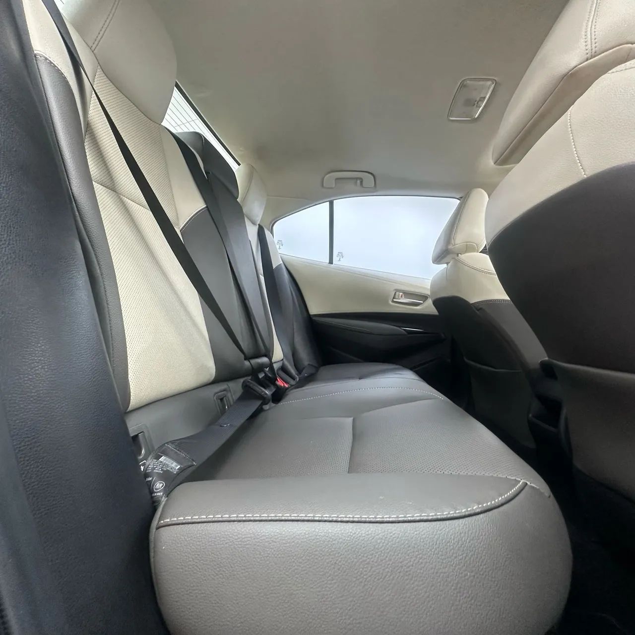 Corolla Altis Premium 1.8 Híbrido C/ Teto Solar 2023- Oportunidade Unica - Foto 3