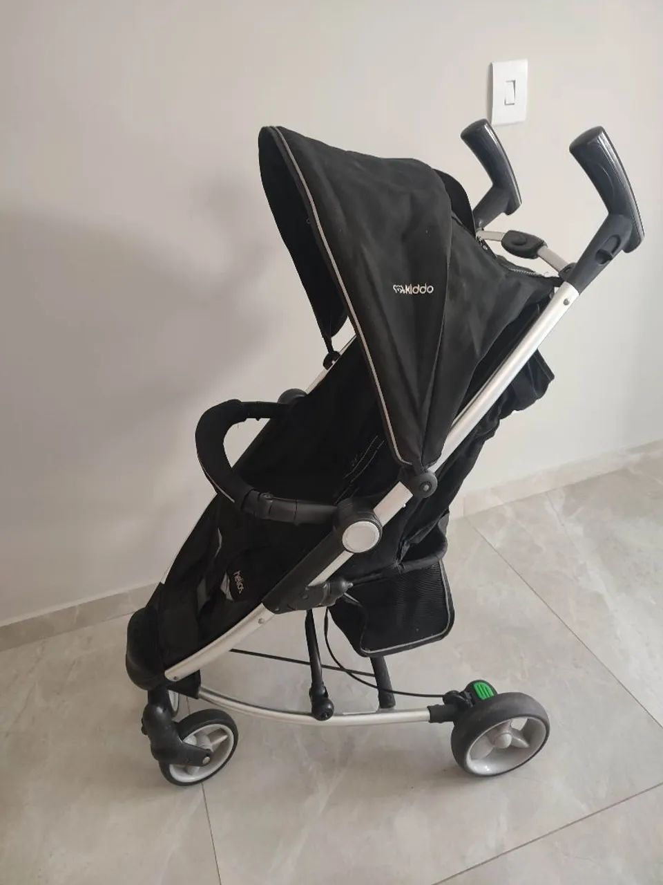 Carrinho de Bebê + Bebê Conforto Kiddo Helios - Foto 2