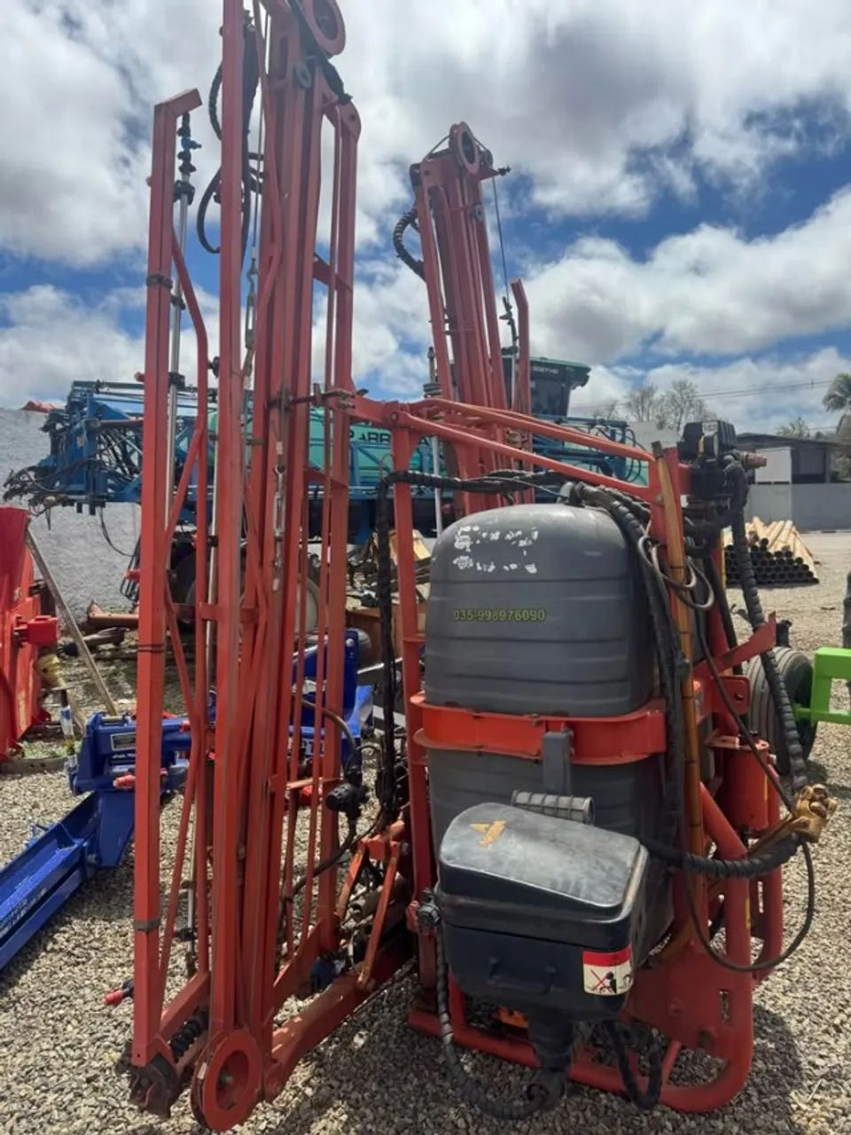Pulverizador Agrícola Hidráulico 800 Litros Eletroeletrônico 2