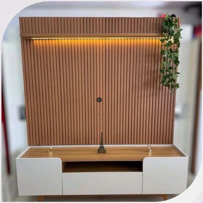 Painel para TV com design moderno e iluminação embutida