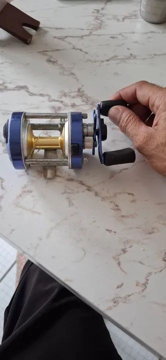 Carretilha de pesca Caster - Alta resistência - Foto 3