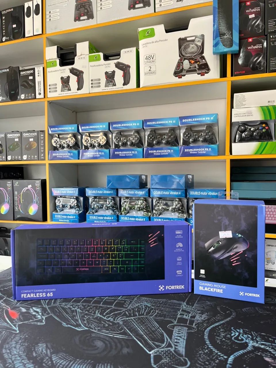 Teclado Gamer Fearless 65 + Mouse Gamer Blackfire Fortrek