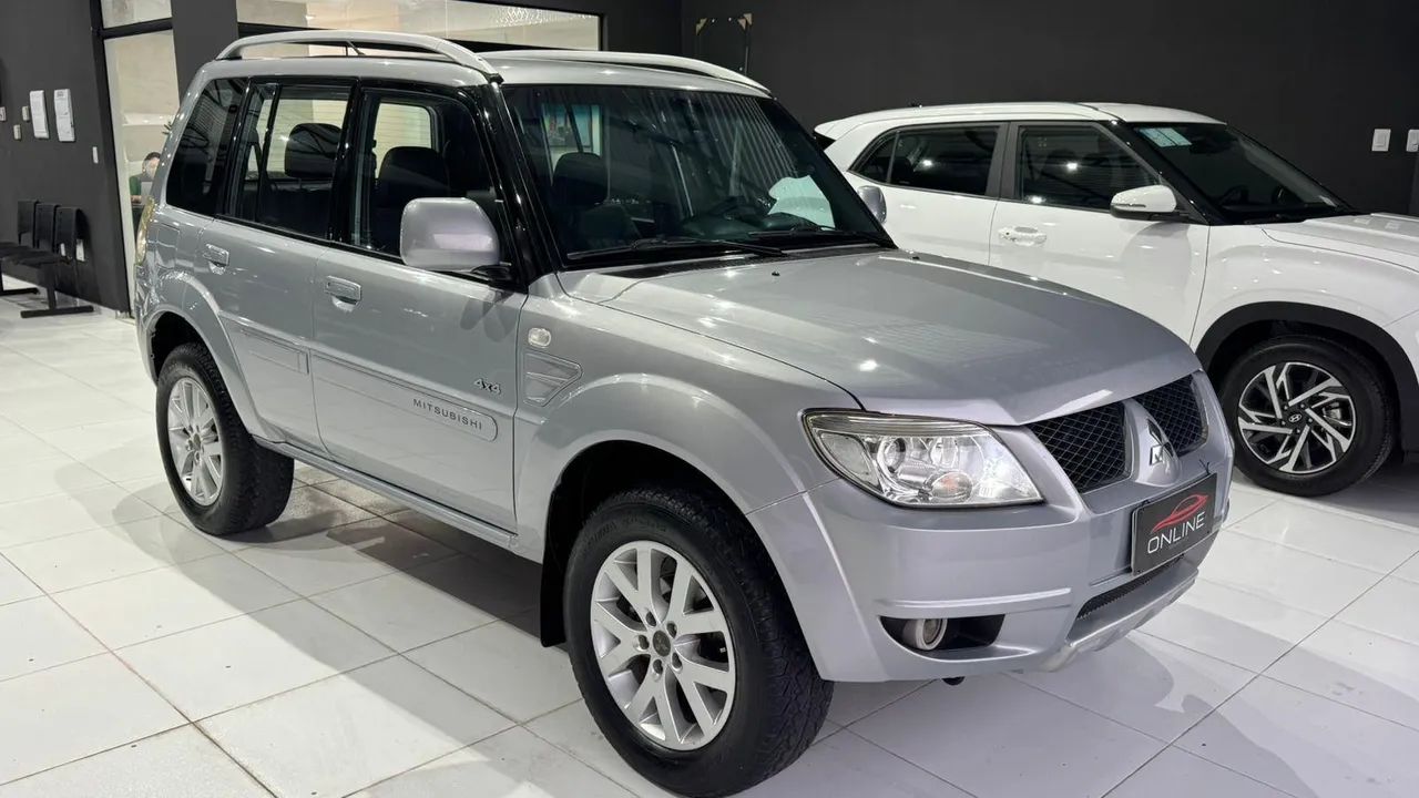 MITSUBISH PAJERO TR4 FLEX AT 2011 - Foto 2