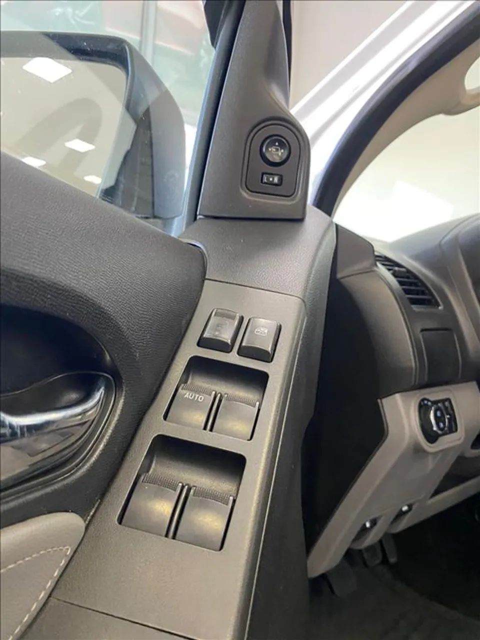 CHEVROLET S10 2.5 LTZ 4X2 CD 16V FLEX 4P MANUAL - Foto 3