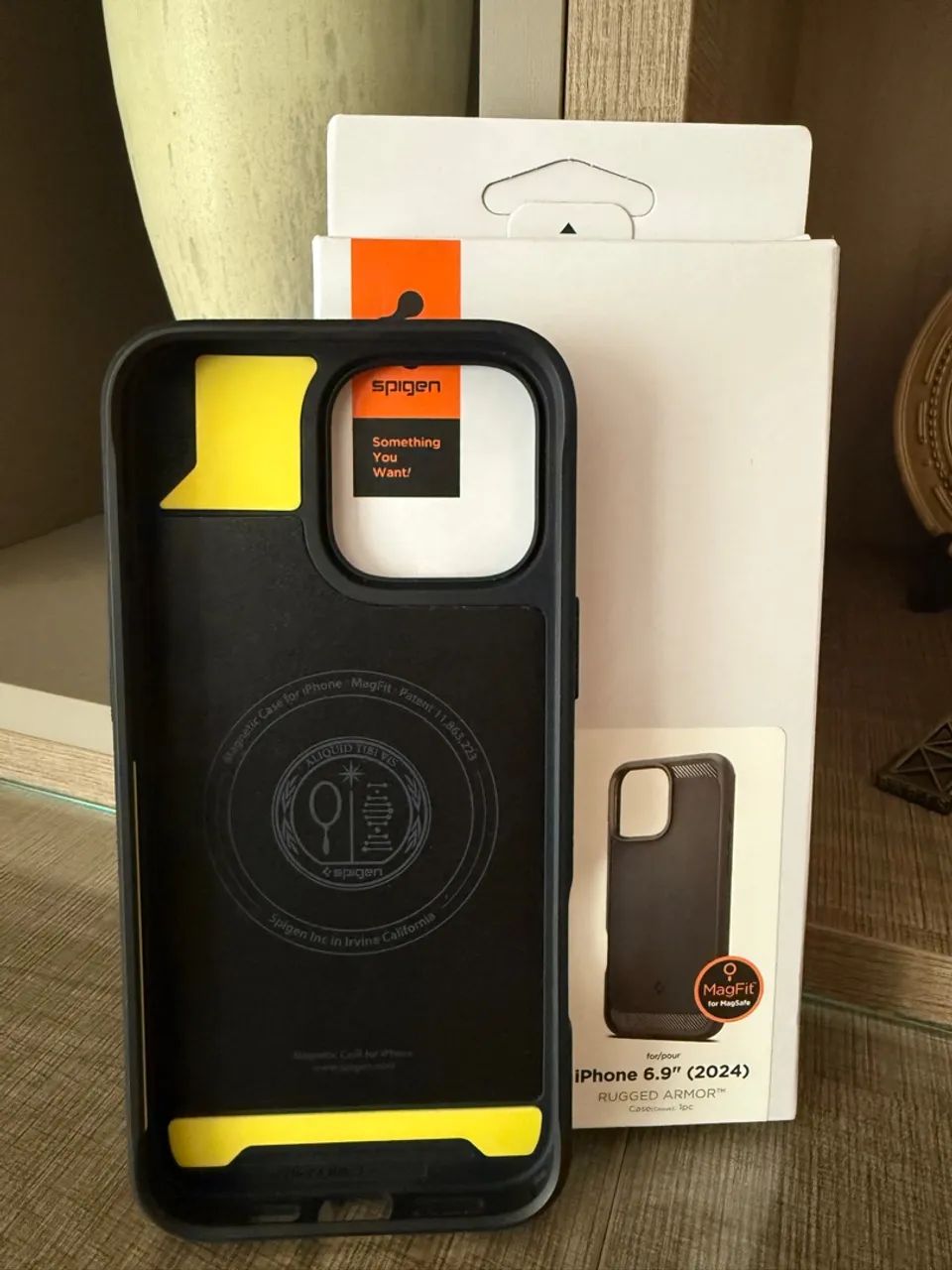 Spigen Rugged Armor Magfit Iphone 16 Pro Max  - Foto 2