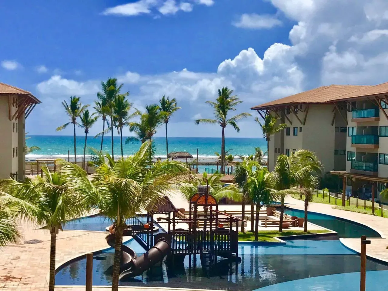 Flat no Polinésia - Praia de Muro Alto - A VENDA