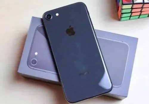 Celular todo novo