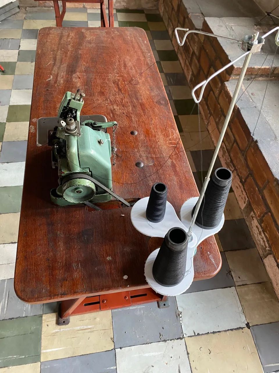 Overlock machine64313663869441124