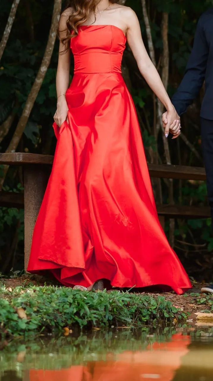 VESTIDO LONGO VERMELHO - TAMANHO PP