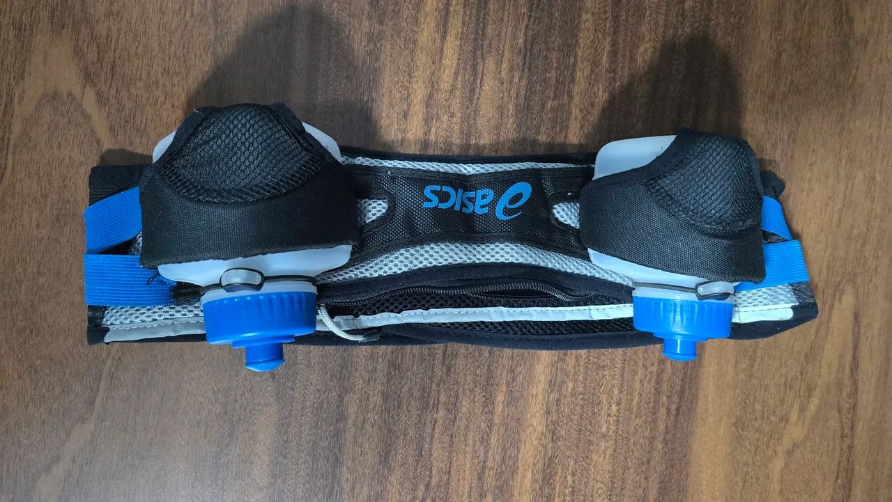 Cinto de Hidratação Asics - Perfeito para Corridas