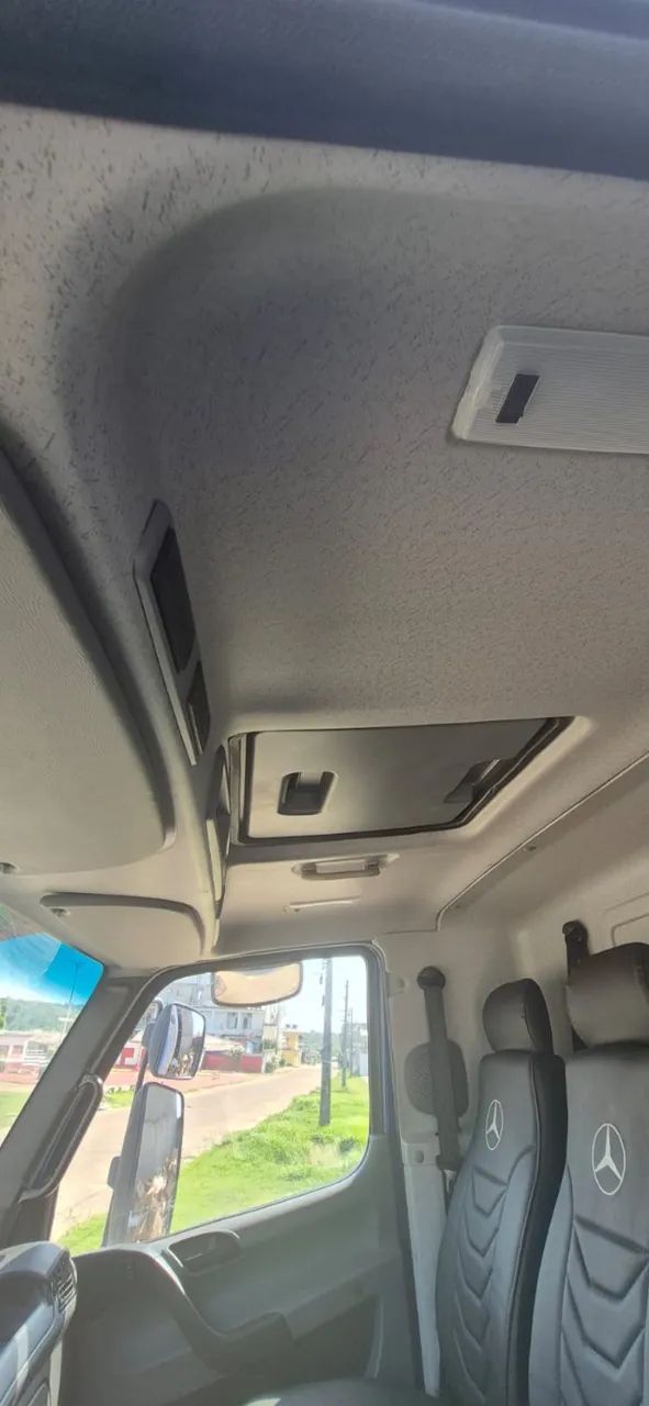 Caminhão Mercedes ACCELO 1017CE  - Foto 6