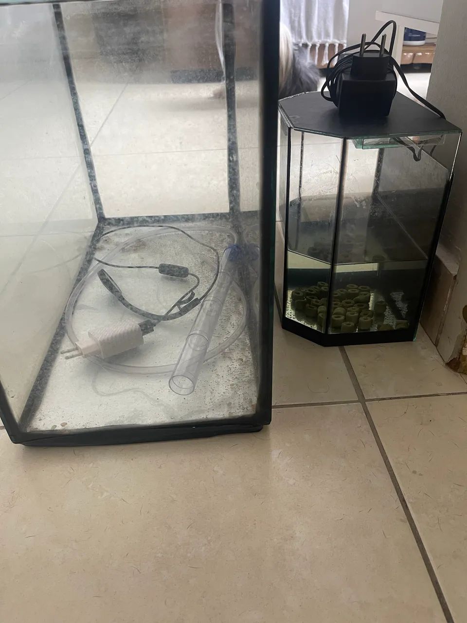 Aquários 64314061850370120